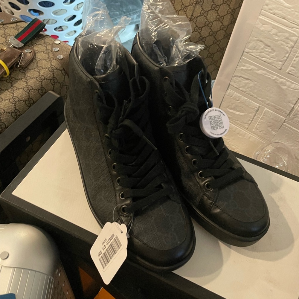 Gucci black High-Top Sneakers - Picture 9 of 11
